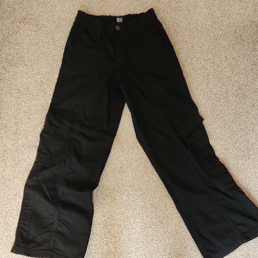 Black Cargo Pants with Durable Design